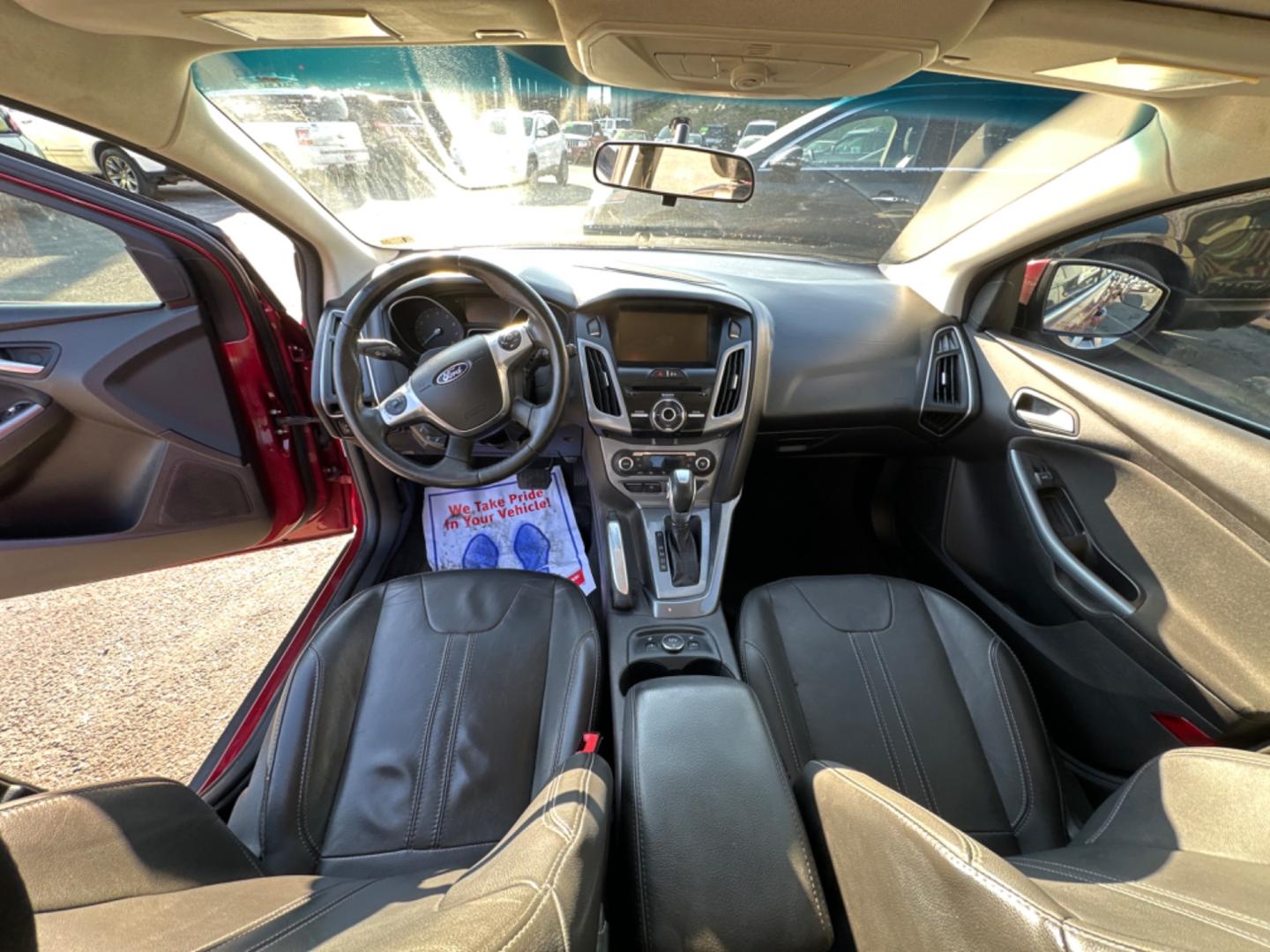 2014 Burgundy Ford Focus (1FADP3N23EL) , located at 5700 Curlew Drive, Norfolk, VA, 23502, (757) 455-6330, 36.841885, -76.209412 - Photo#7